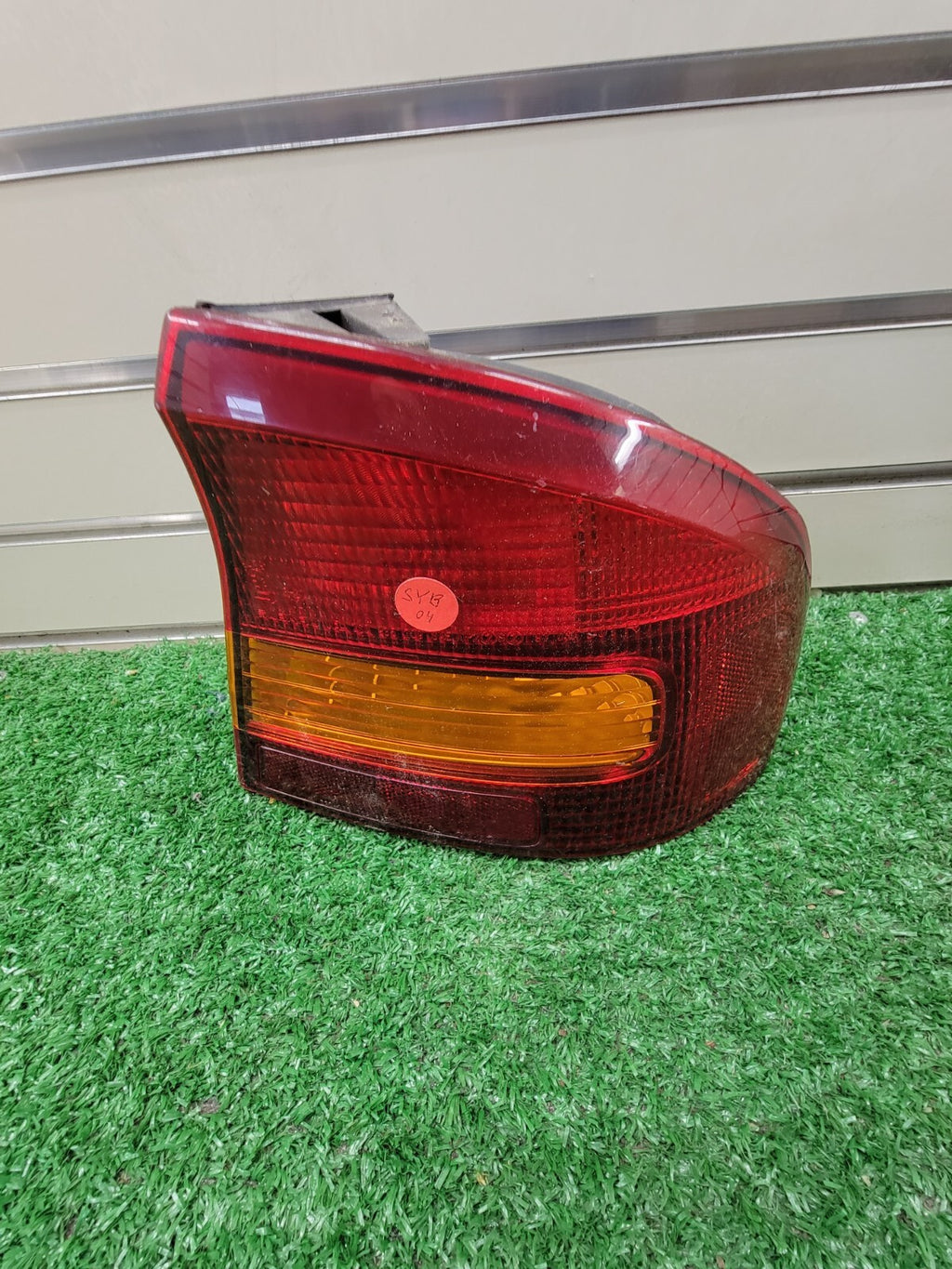 🔥00-04 Subaru Legacy Tail Light Lamp  Passenger Right Outback Assembly Chrome