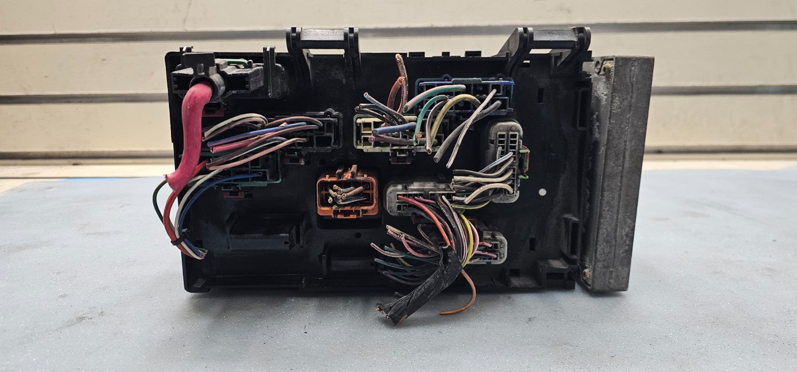 🔥06-07 DODGE GRAND CARAVAN TOWN COUNTRY TIPM FUSE BOX JUNCTION CONTROL MODULE