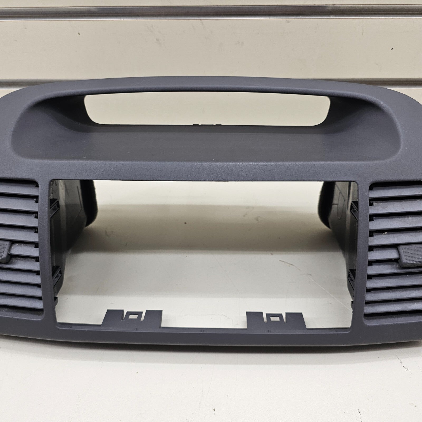 🔥02-06 Toyota CAMRY Dash RADIO BEZEL Center Air Vents CLOCK Trim GRAY B25
