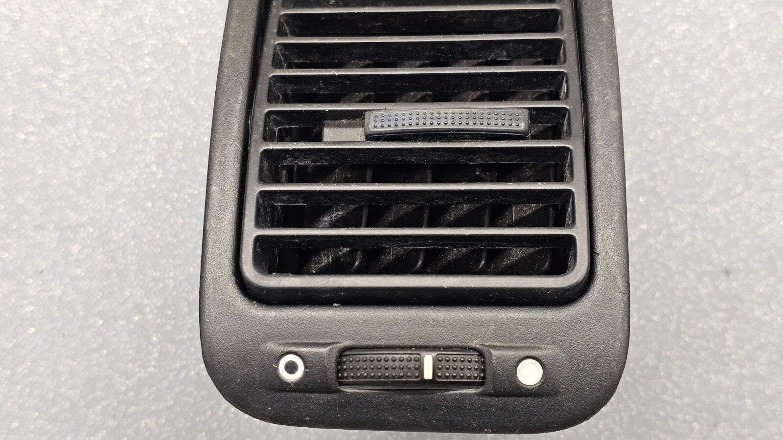 🔥01-05 Honda Civic Dash Center Left Driver Air Vent  Heater Conditioning Black