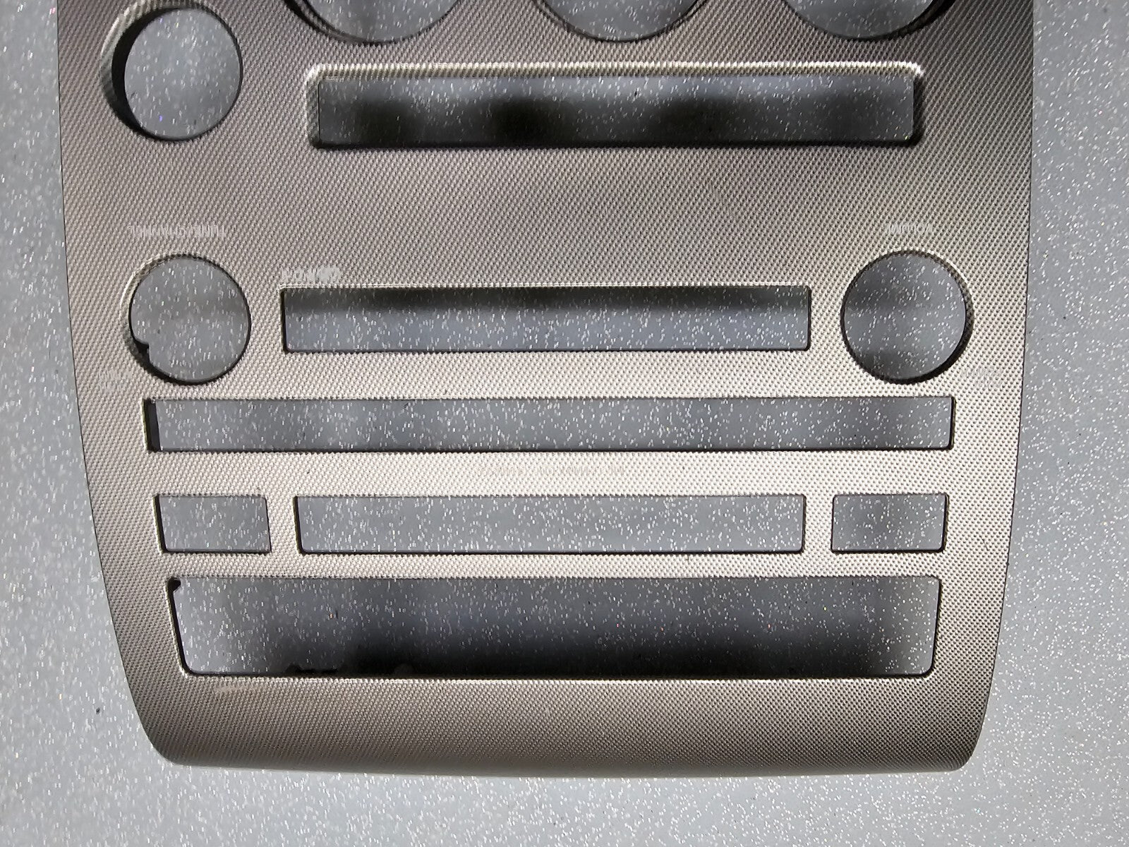 🔥04-07 NISSAN ARMADA TITAN STEREO RADIO DASH PANEL TRIM SURROUND BEZEL GRAY OEM