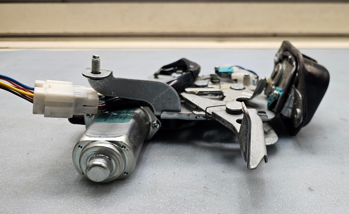 🔥03-15 NISSAN ARMADA INFINITI QX56 LIFTGATE LID LOCK LATCH ACTUATOR MOTOR POWER