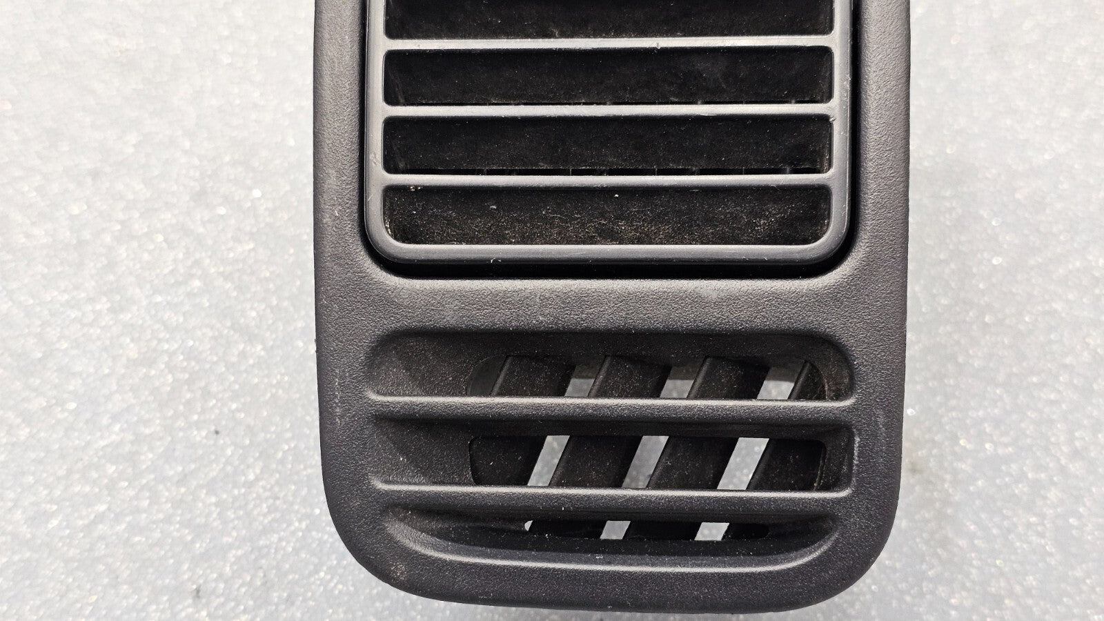 🔥01-05 Honda Civic Dash Right Passenger Air Vent  Heater Conditioning Black