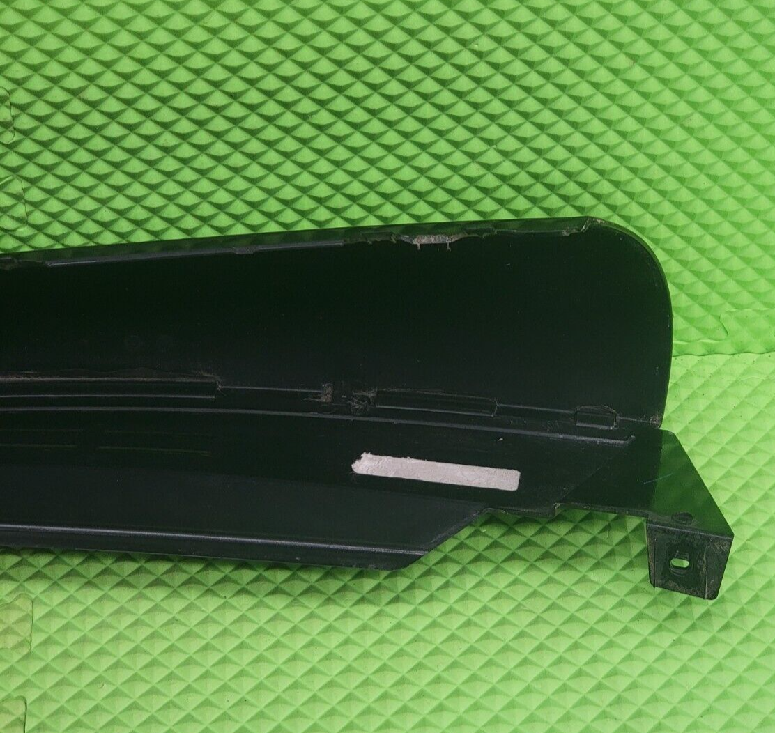 🔥2007-2014 CADILLAC ESCALADE REAR PASSENGER SIDE PILLAR PANEL TRIM COVER BLACK