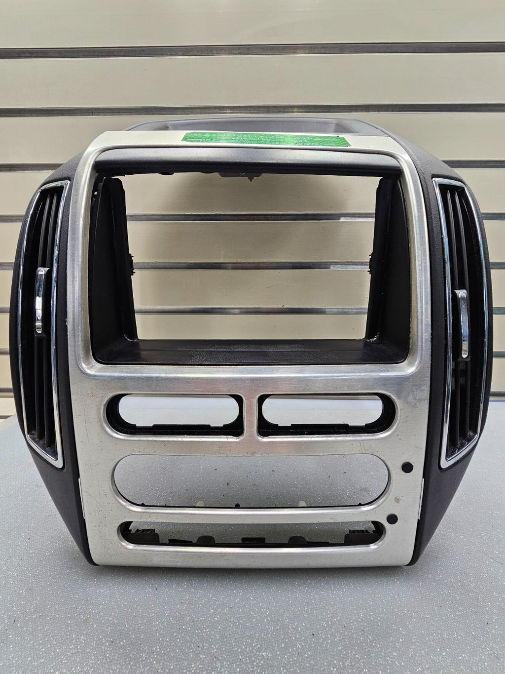 🔥07-10 Ford Edge Center Dash Bezel Radio Storage Climate Control Vents Silver