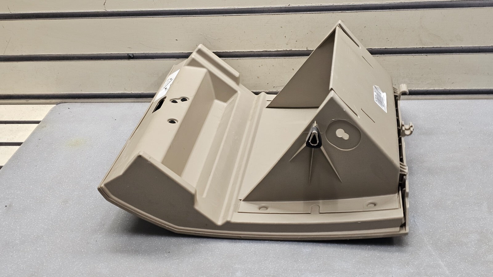 🔥07-09 Dodge Caliber Dash Glove Box Door Storage Compartment Lid Assembly Tan