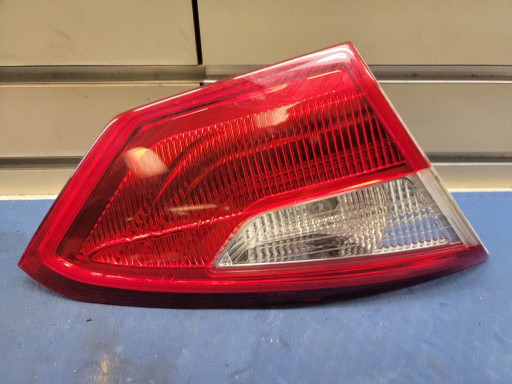 🔥12-14 Ford Focus Left Driver Tail Brake Stop Light Lamp Taillight Assembly