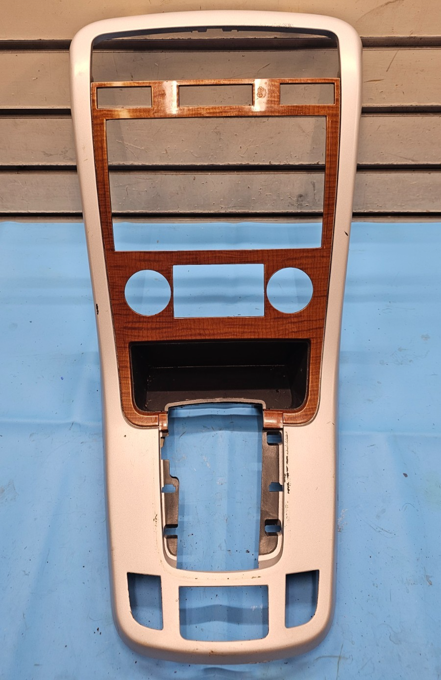 🔥07-09 Equinox Center Dash Radio Climate Surround Bezel Trim SILVER/WOOD B43