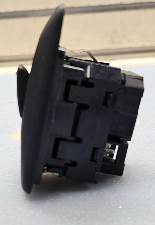 03-06 Silverado Tahoe Suburban Yukon Sierra Right Rear Window Door Switch Black