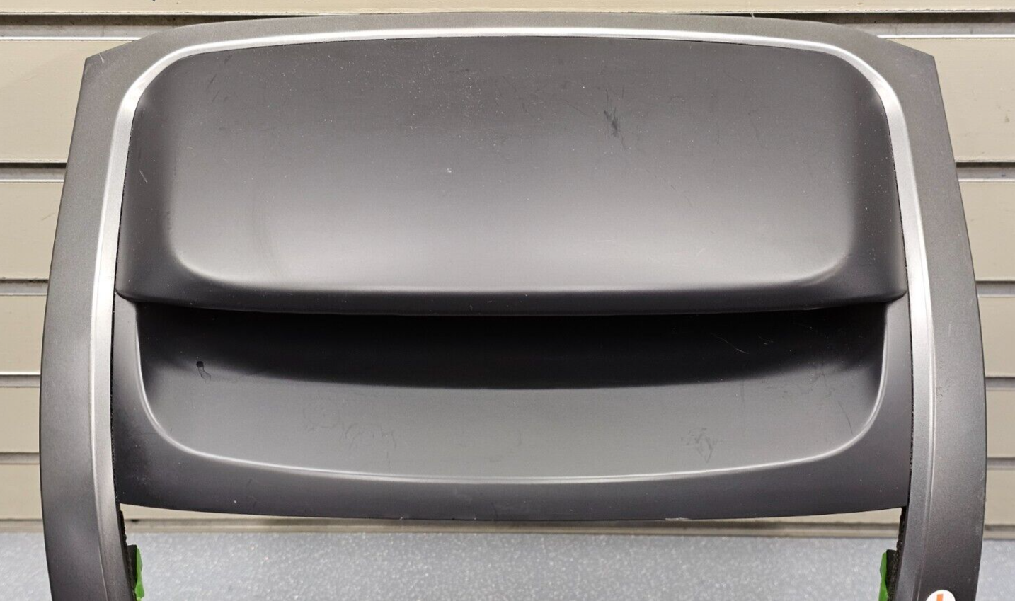 14-15 SORENTO DASH RADIO SCREEN AC CLIMATE CONTROL BEZEL TRIM PANEL SILVER/BLACK