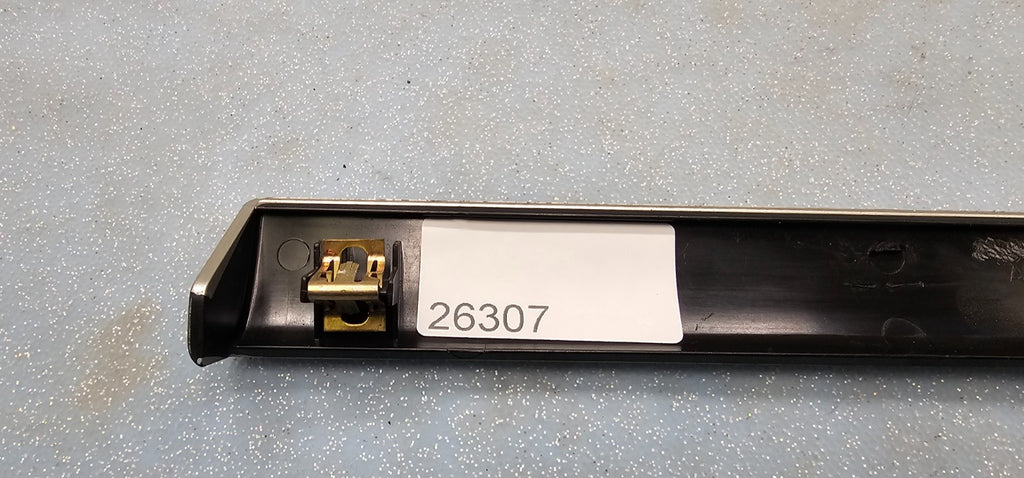 🔥05-07 Saturn Relay 05 06 Montana Front Left Driver Side Molding silver