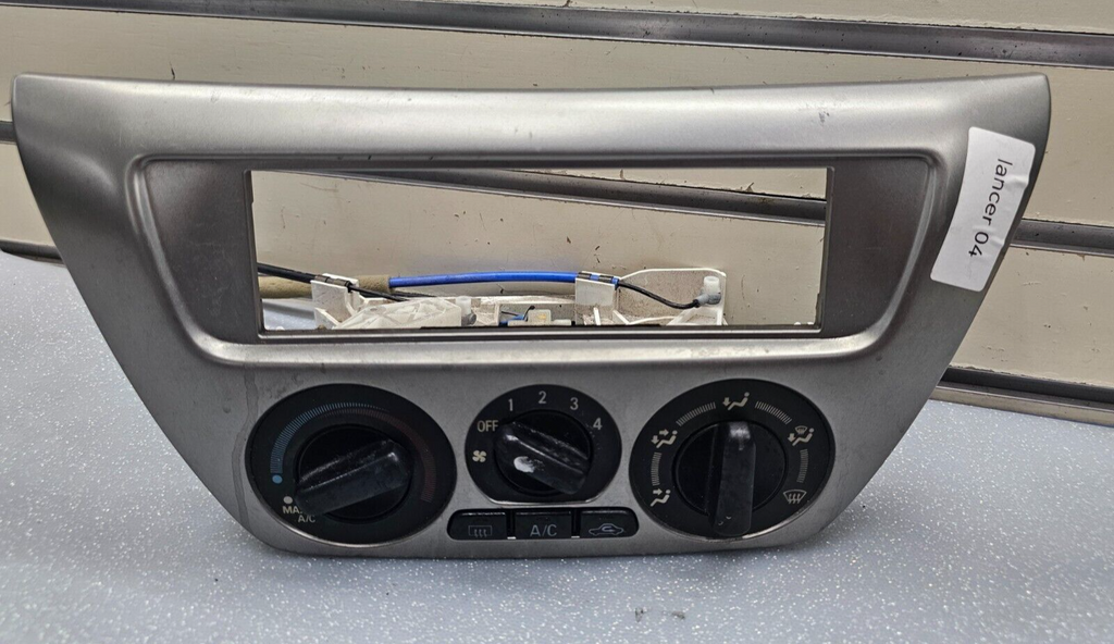 🔥02-05 Mitsubishi Lancer Radio Heater Climate Temperature Control Bezel Silver