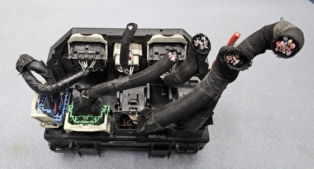 🔥2012 GRAND CARAVAN TOWN & COUNTRY VW ROUTAN FUSE BOX TIPM POWER MODULE RELAY
