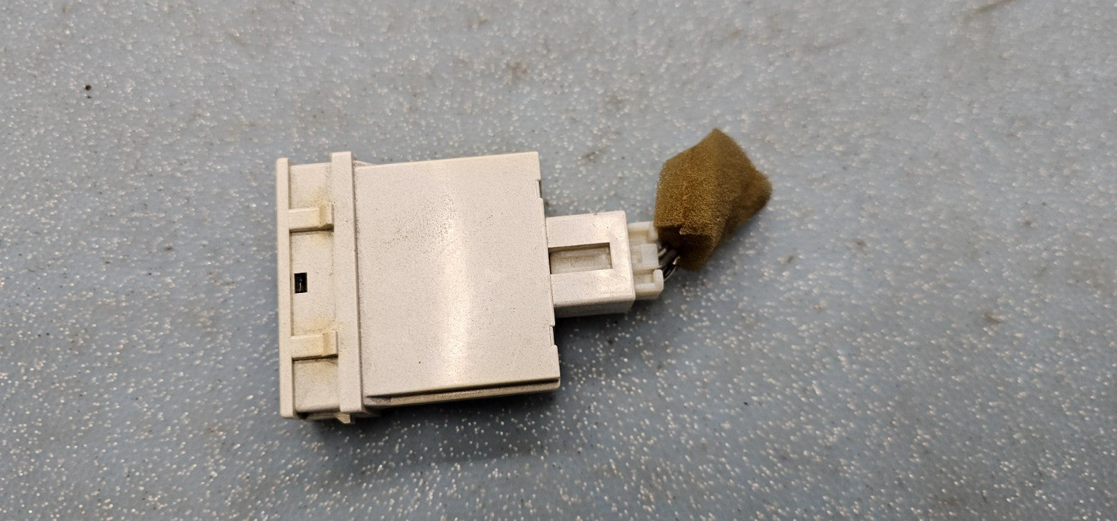🔥2006-2008 MITSUBISHI ENDEAVOR DASH PASSENGER DISPLAY LIGHT INDICATOR OEM