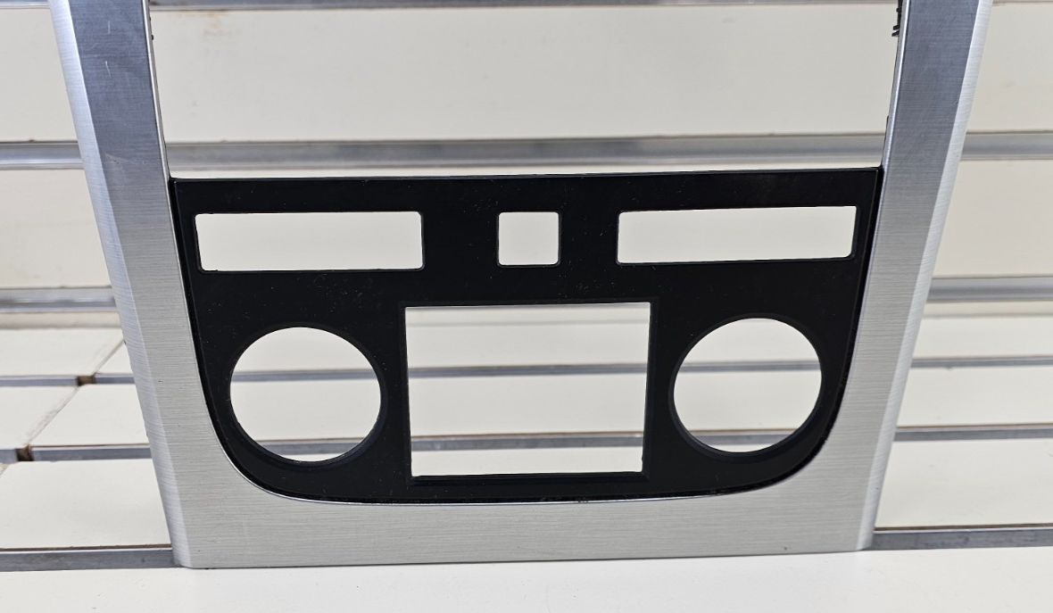 🔥07-12 GMC Acadia OEM Silver Center Dash Bezel Radio Climate Controls Surround