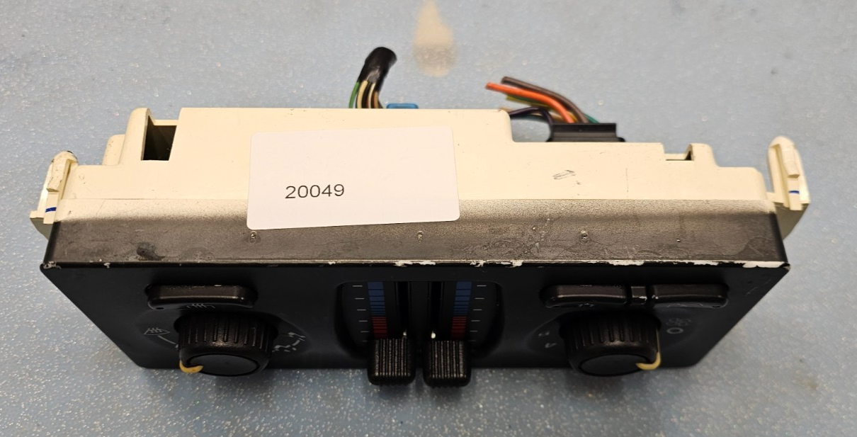 🔥03-09 Silverado SIERRA TRAILBLAZER DASH Heater A/C Climate Control DIGITAL