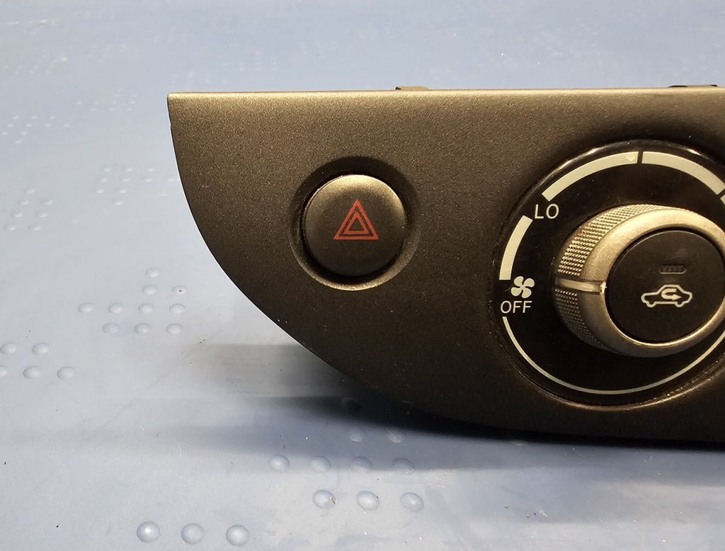 02-06 TOYOTA CAMRY Front Dash A/C Temperature Heater Climate Control Panel Unit
