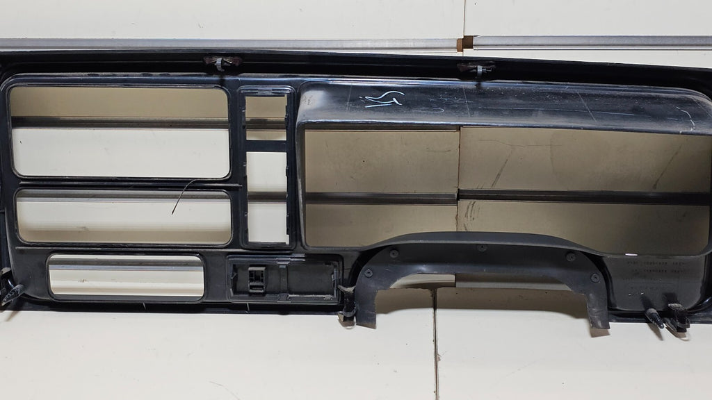95-99 CHEVY GMC TRUCK SILVERADO CK Cluster Gauge Speedo Dash Bezel LIGHT GRAY C3