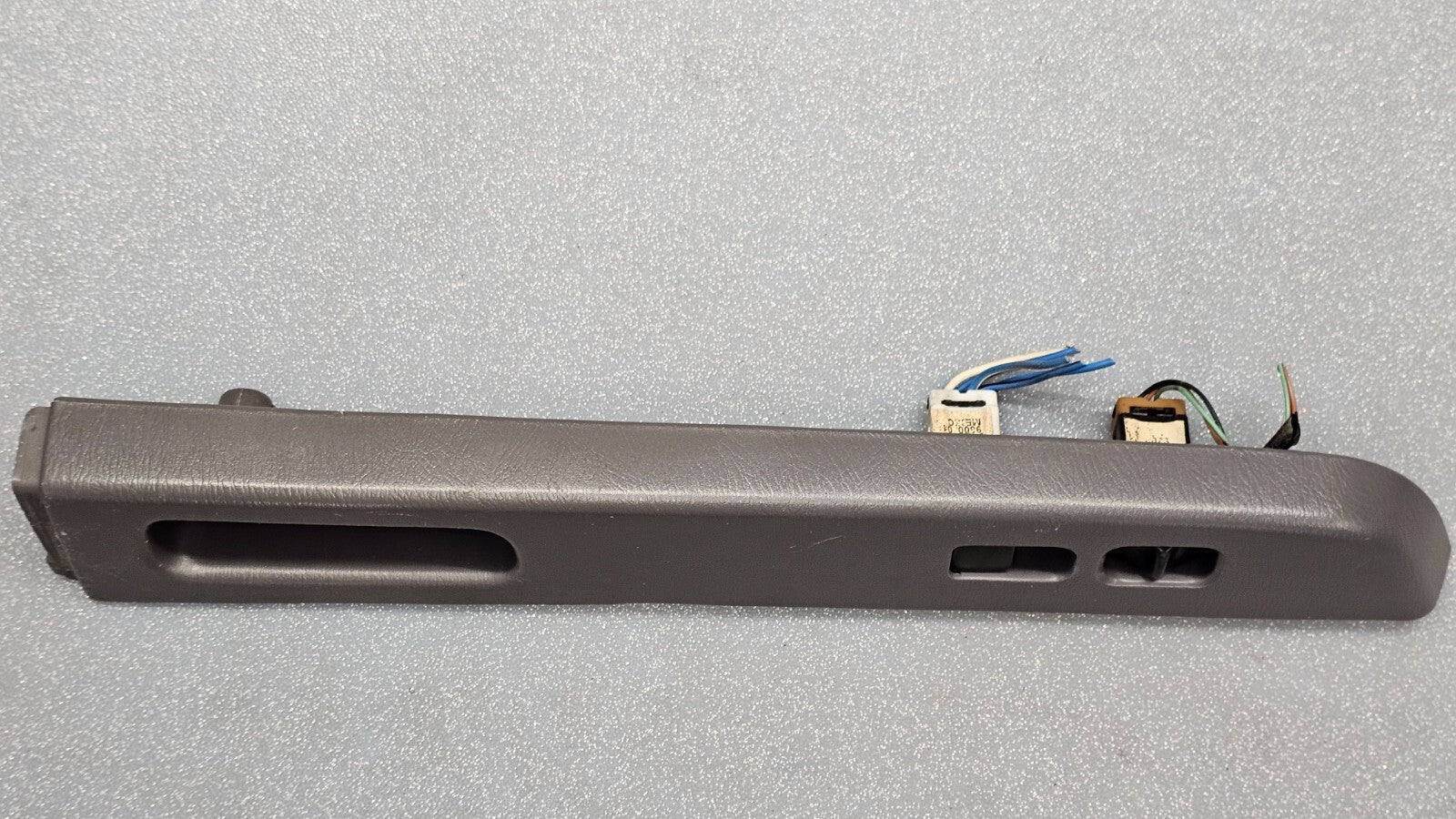 🔥98-02 Xterra Frontier Right Passenger Power Window Door Control Switch Gray