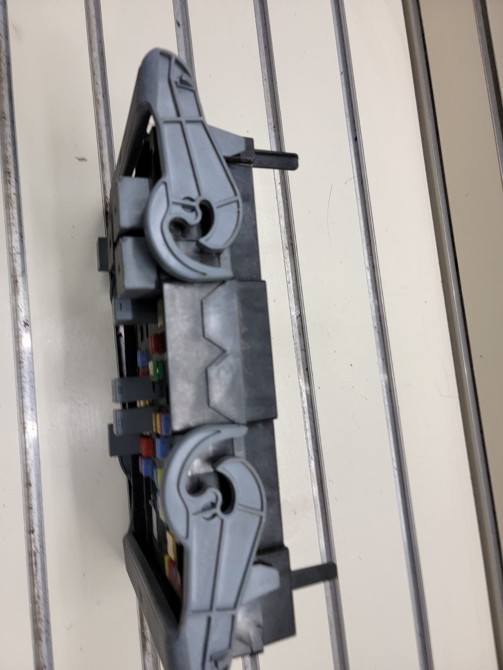 🔥 2007-2009 Tahoe Suburban Yukon Fuse Box Module A215 gray grey