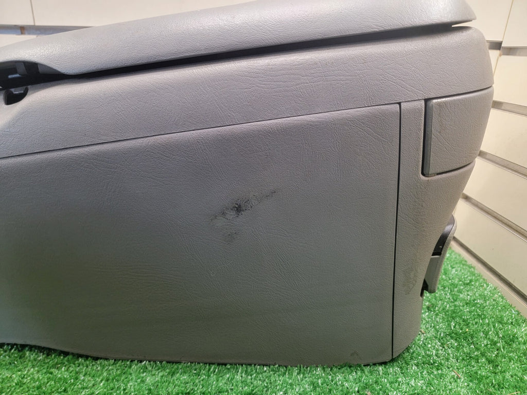🔥95-99 CHEVY SILVERADO GMC C/K YUKON CENTER FRONT FLOOR CONSOLE CUPHOLDER GRAY