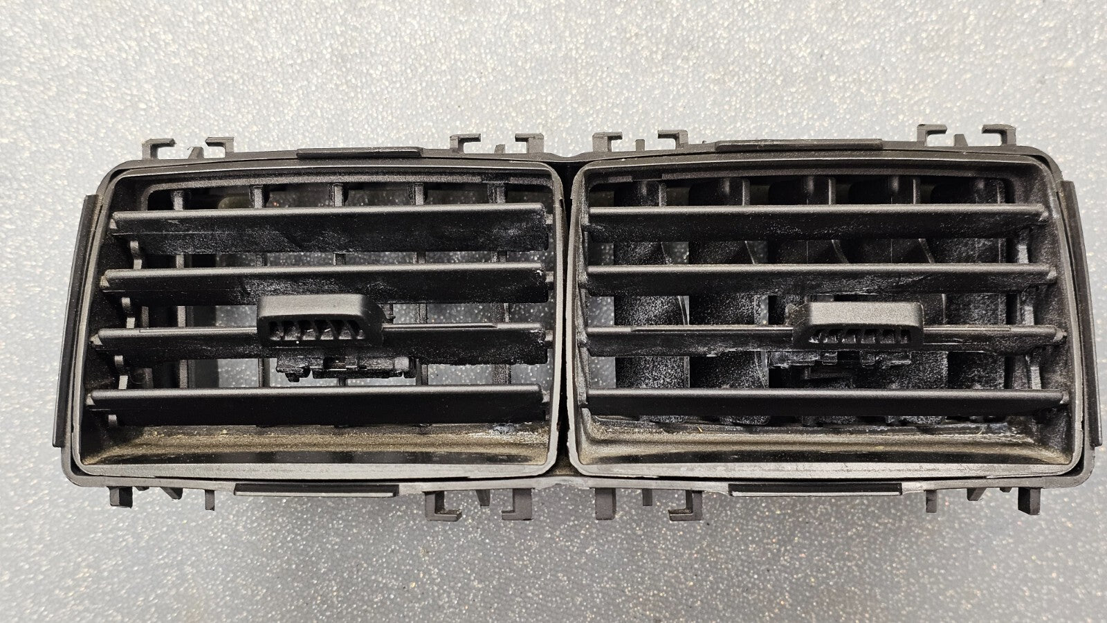 🔥06-10 Explorer Mountaineer Dash Center AC A/C Air Vent Heater Panel Bezel OEM