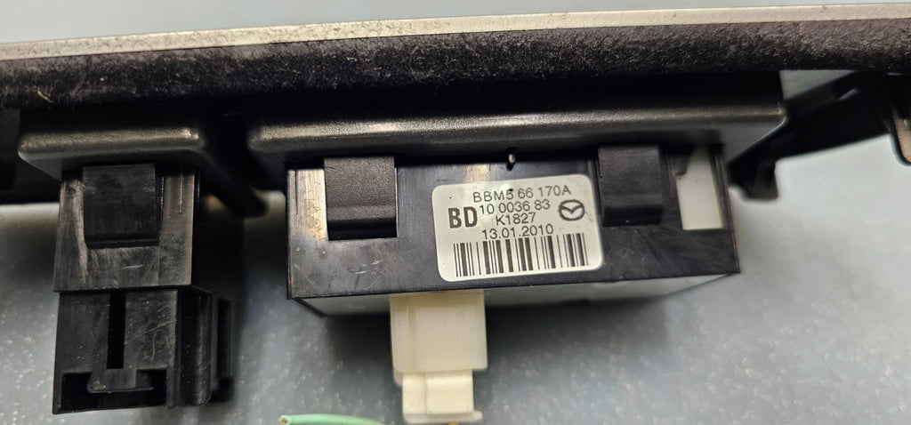 🔥10-13 MAZDA 3 FRONT LEFT DASHBOARD TRACTION CONTROL SWITCH SILVER