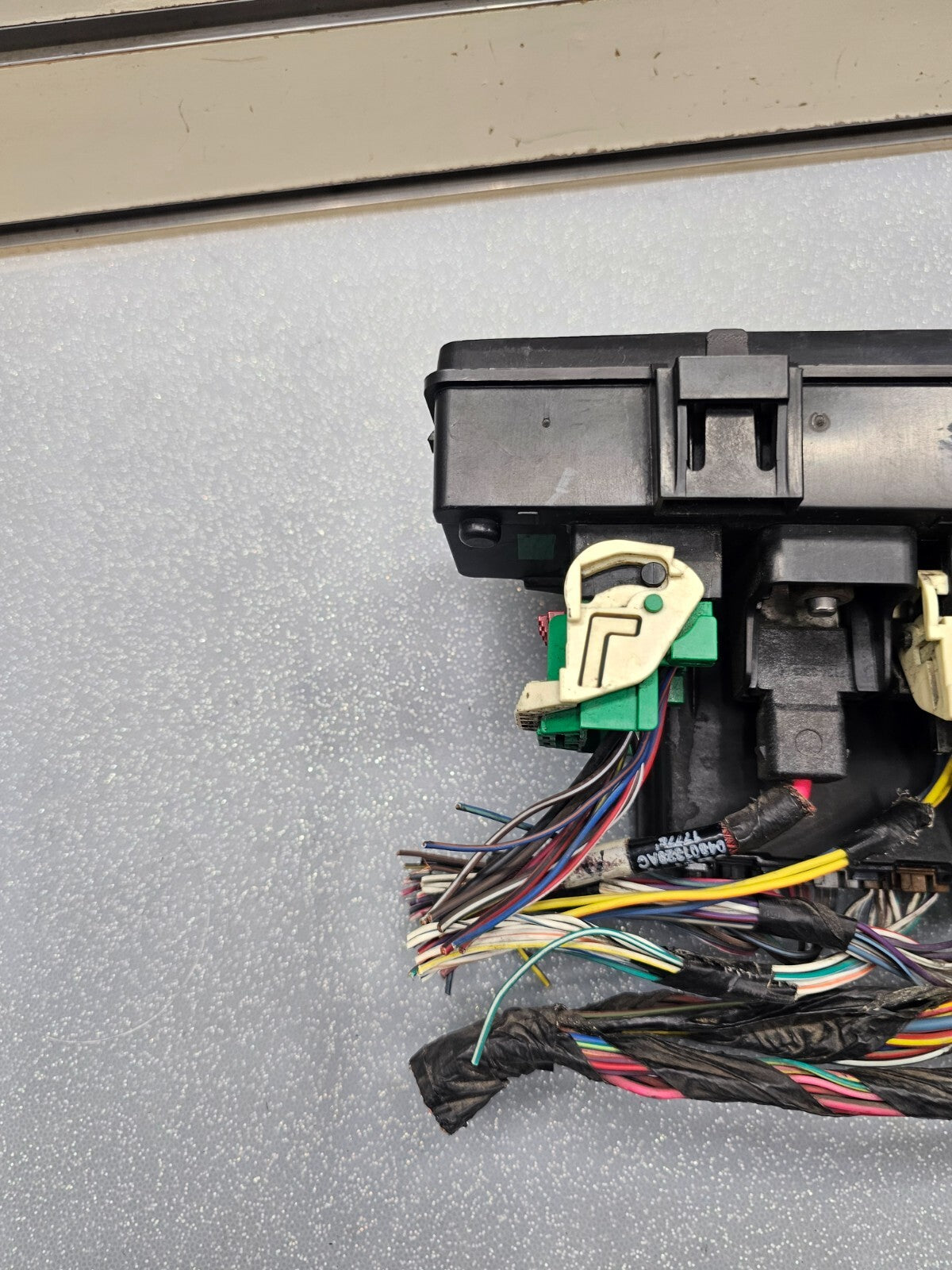 🔥10 SEBRING /AVENGER FUSEBOX FUSE BOX RELAY TIPM BODY MODULE BCM