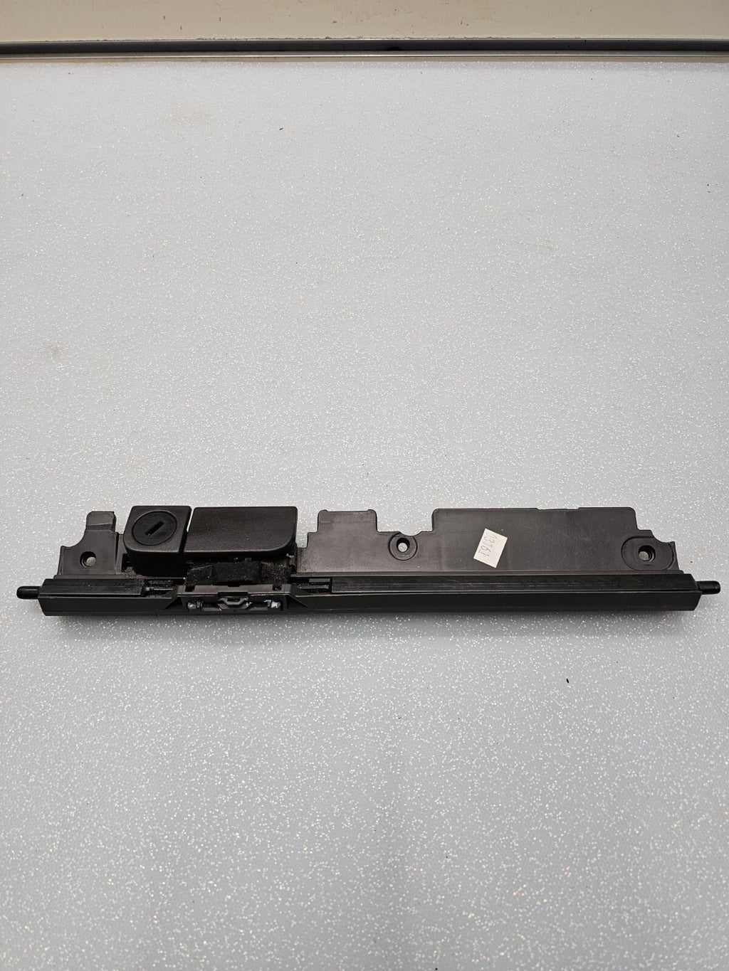05-12 Nissan Pathfinder 05-19 Frontier Xterra Glove Box Latch Handle Compartment