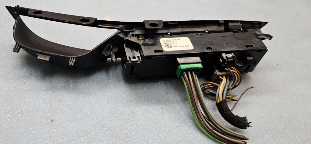 12-18 Focus Escape Front Left Driver Master Power Window Switch Regulator Black