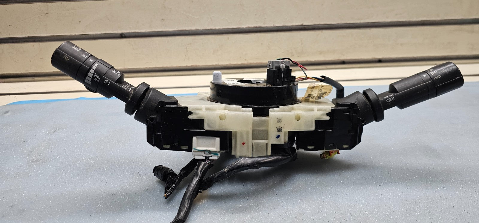 🔥2005-2012 NISSAN PATHFINDER XTERRA STEERING ANGLE SENSOR GENUINE OEM