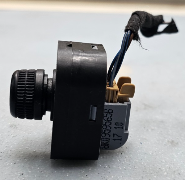 🔥08-16 Audi A4 Front Left Power View Mirror Control Switch Black OEM