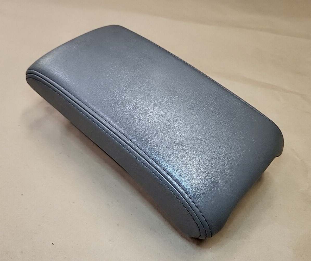 🔥08-12 Chevy Malibu FRONT CENTER CONSOLE LID ARMREST ASSEMBLY STORAGE COVER OEM