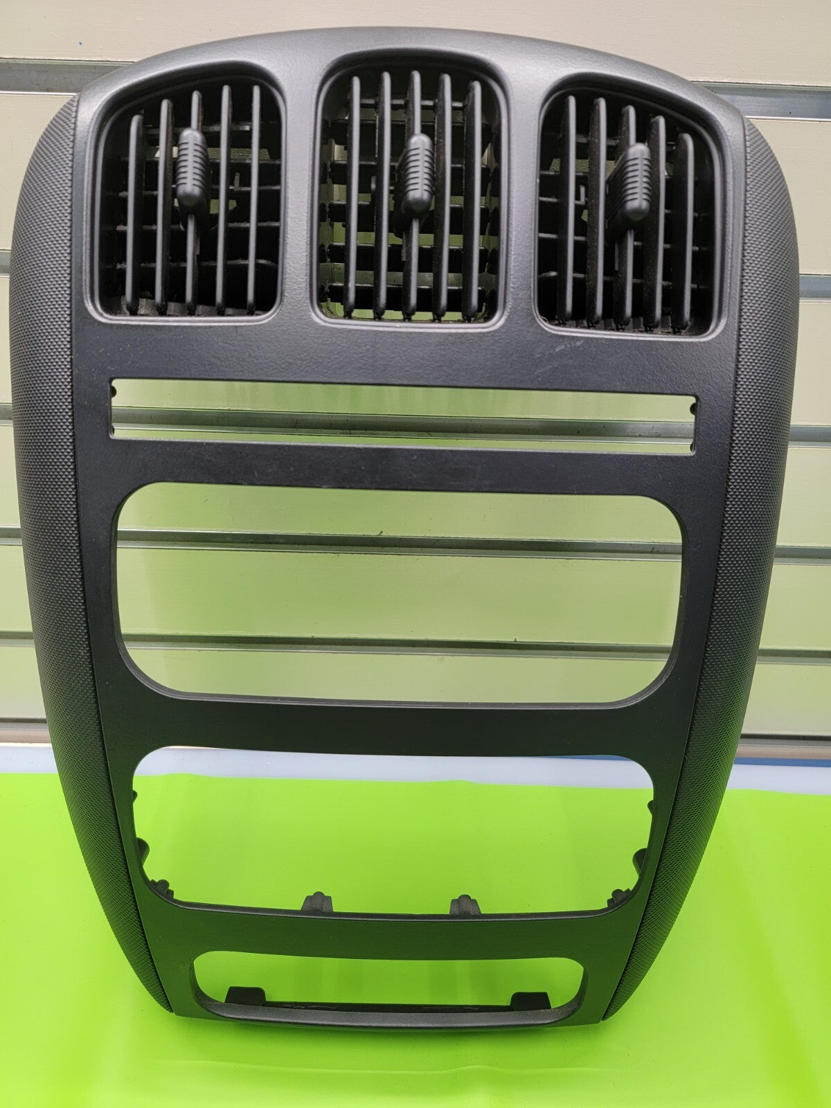 🔥01-07 Dodge Caravan Town & Country dash radio climate TRIM bezel BLACK