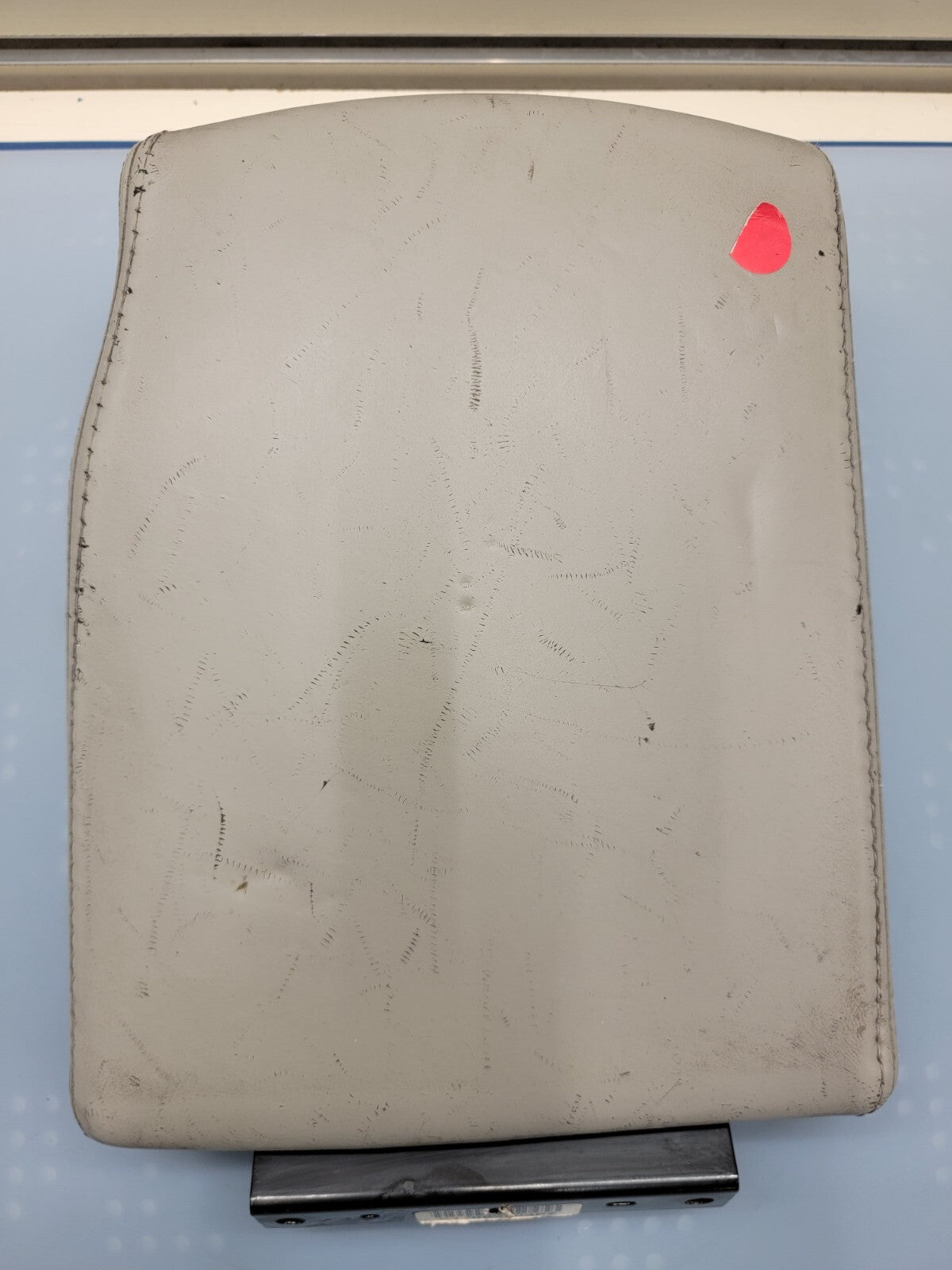 🔥2006-2010 Jeep Commander Center Console Armrest Lid Assembly OEM Gray