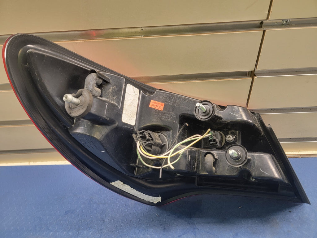 🔥2011 - 2014 Chrysler 200 Tail Light taillight tail lamp passenger side right
