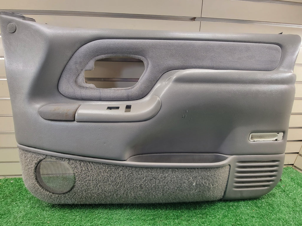 🔥95-99 Chevy GMC Silverado C/K DOOR PANEL Front Passenger Right Gray OEM D2