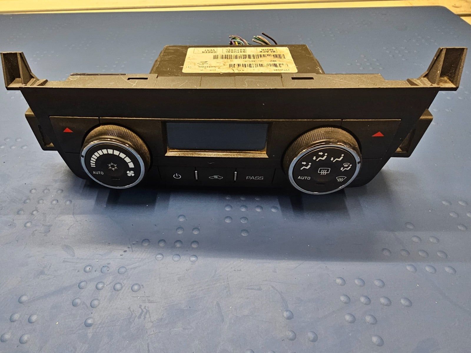 🔥08-09 Cadillac SRX Dash AC HVAC Heater Temperature Climate Control Conditioner