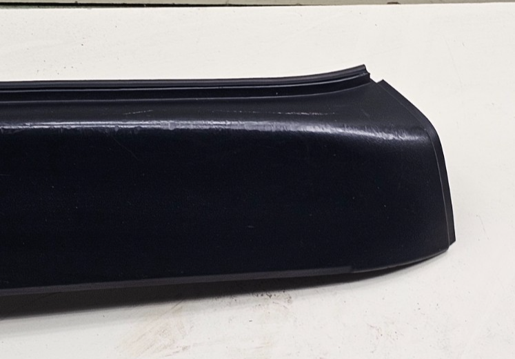 🔥03-20 Chevrolet Express GMC Savana 3rd Brake Light Trim Spoiler Black  OEM