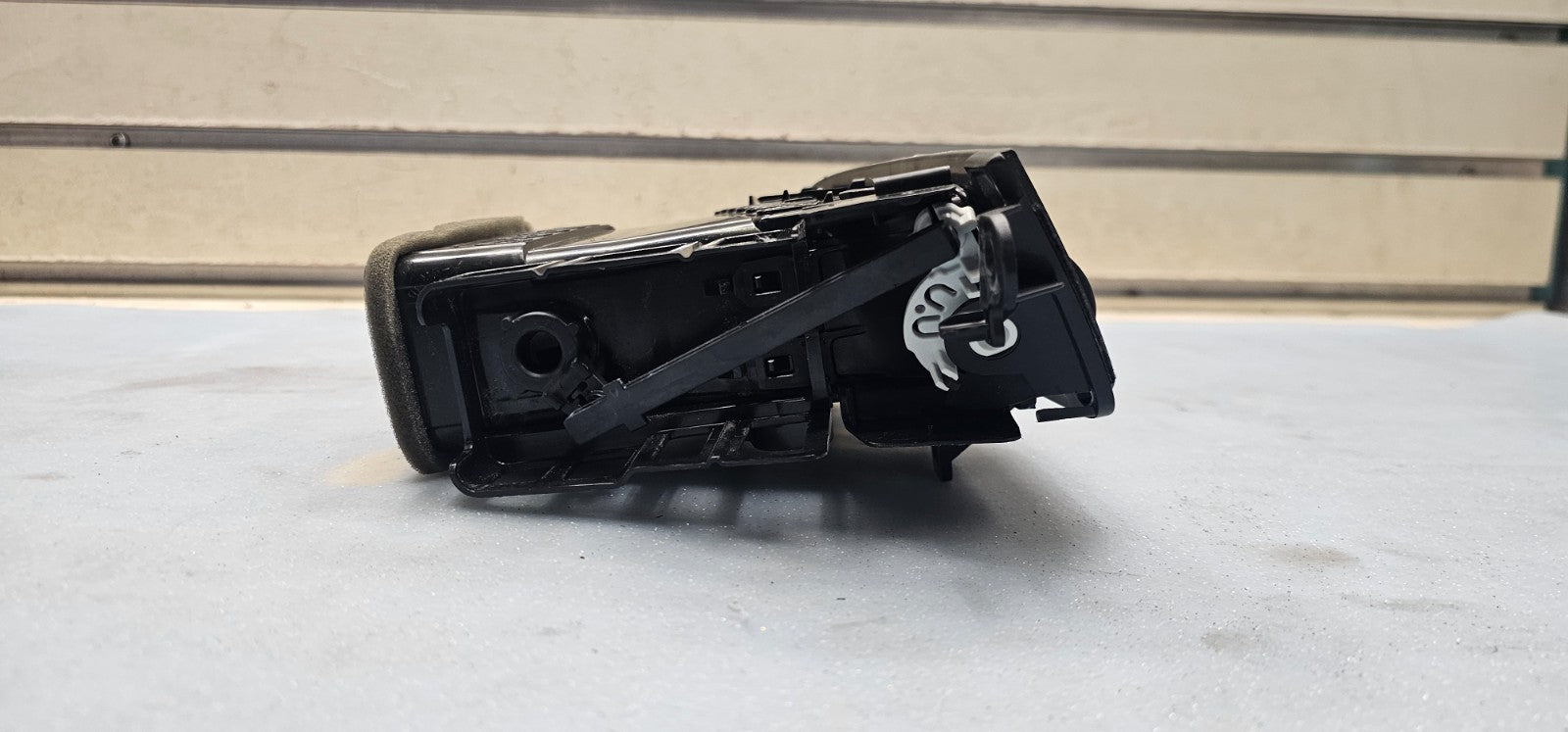 🔥14-19 Chevy Silverado Sierra Dash Right Passenger AC A/C Air Vent Heater Black