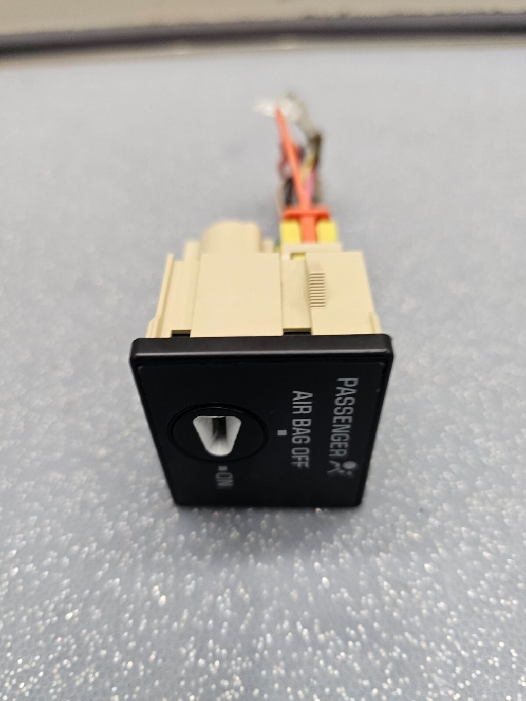 🔥99-02 Chevy Silverado Sierra DASH RIGHT PASSENGER ARBAG SWITCH Radio Assembly