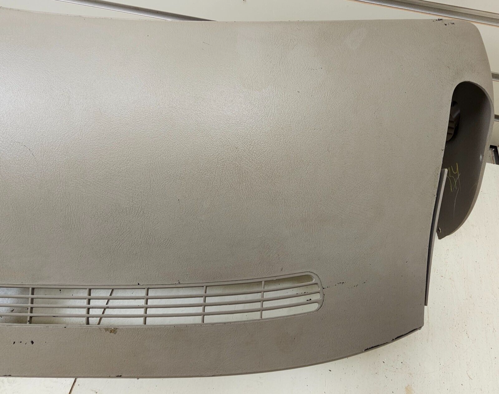 🔥99-06 SILVERADO SIERRA TAHOE Upper Dash Cap Cover Top Dashboard Pad Tan DP1