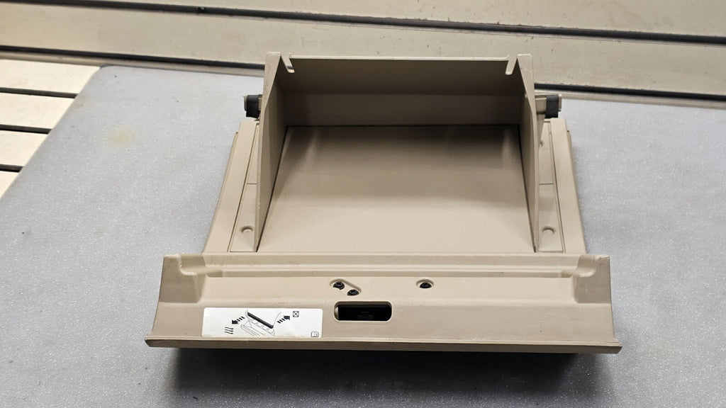 🔥07-09 Dodge Caliber Dash Glove Box Door Storage Compartment Lid Assembly Tan