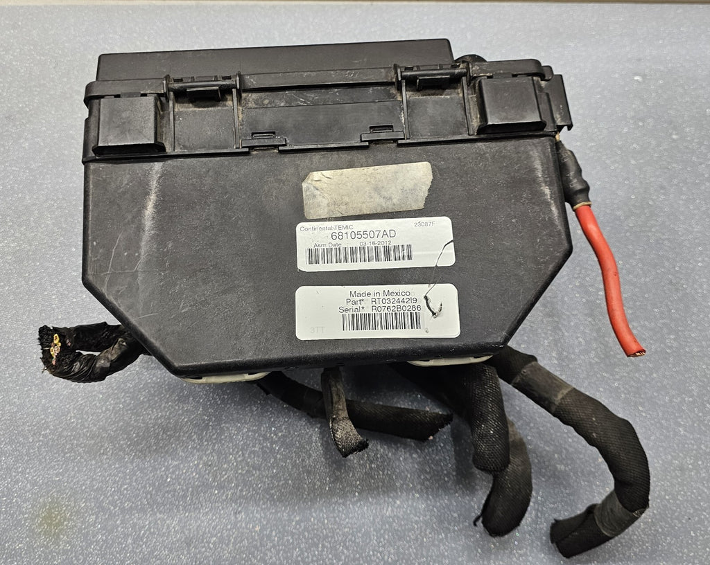 🔥2012 GRAND CARAVAN TOWN & COUNTRY VW ROUTAN FUSE BOX TIPM POWER MODULE RELAY