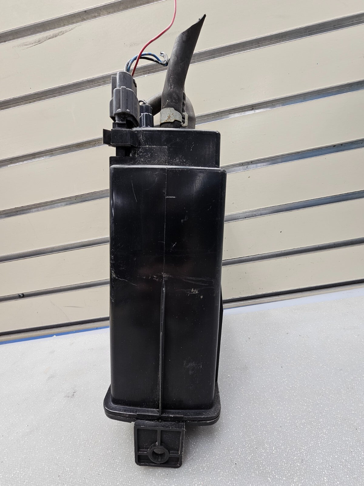 🔥02-06 Nissan Sentra EVAPORATION Charcoal Vapor Emission Canister Assembly OEM