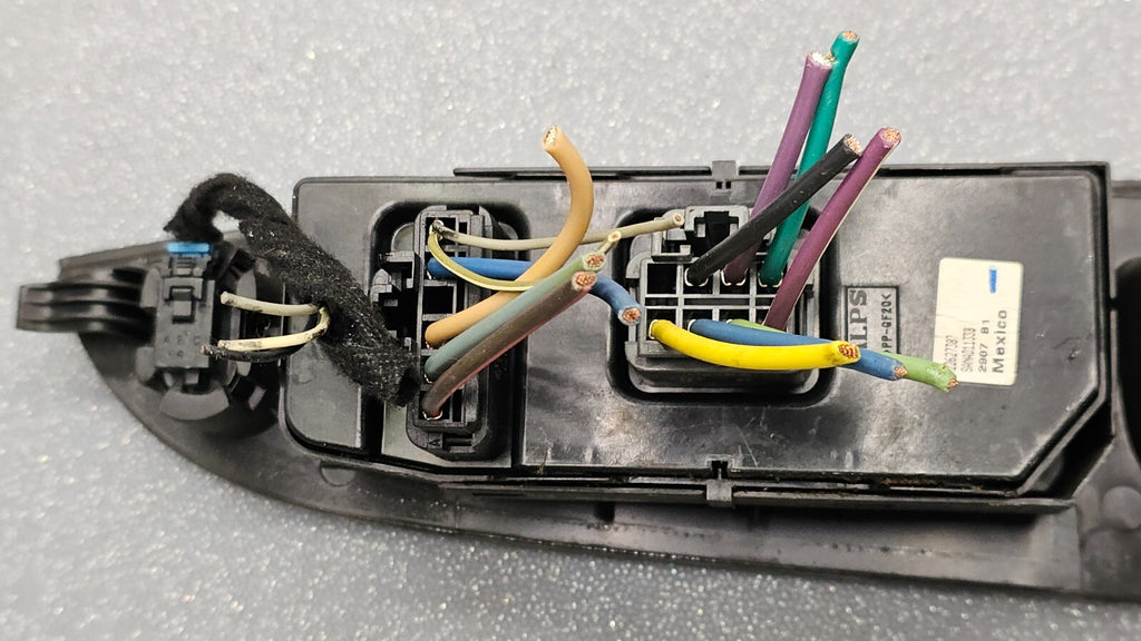 🔥07-09 Saturn Aura Left Driver Master Power Door Window Switch Assembly Black