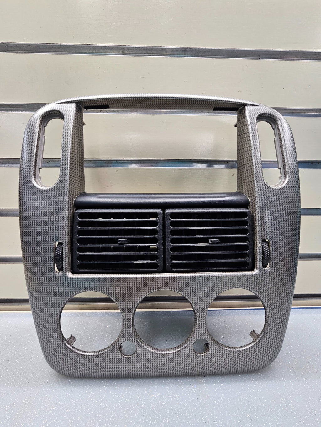 🔥02-05 FORD EXPLORER RADIO AUDIO CLIMATE TEMPERATURE CONTROL BEZEL TRIM silver
