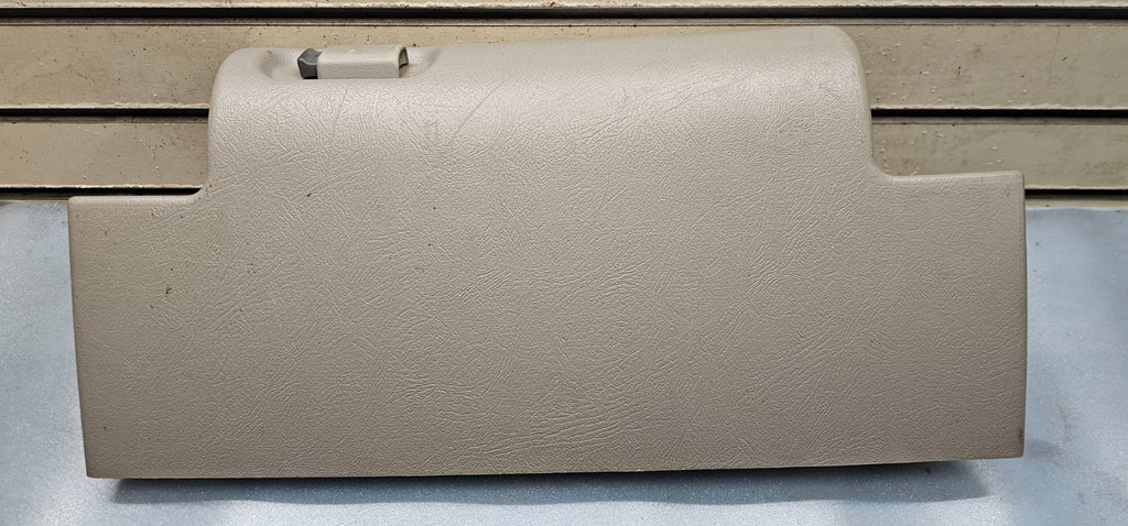 95-99 CHEVY GMC TRUCK SILVERADOC/K Glove Box Storage Compartment Assembly TAN