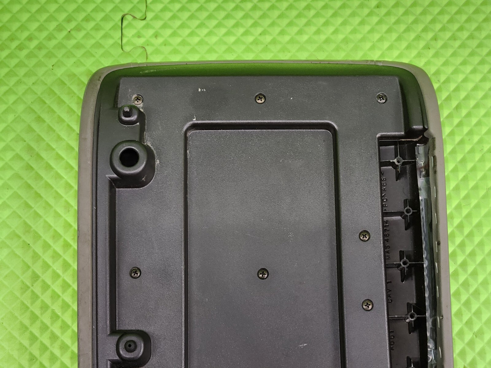 🔥02-06 Cadillac ESCALADE YUKON Center Console Armrest Storage LEATHER GRAY