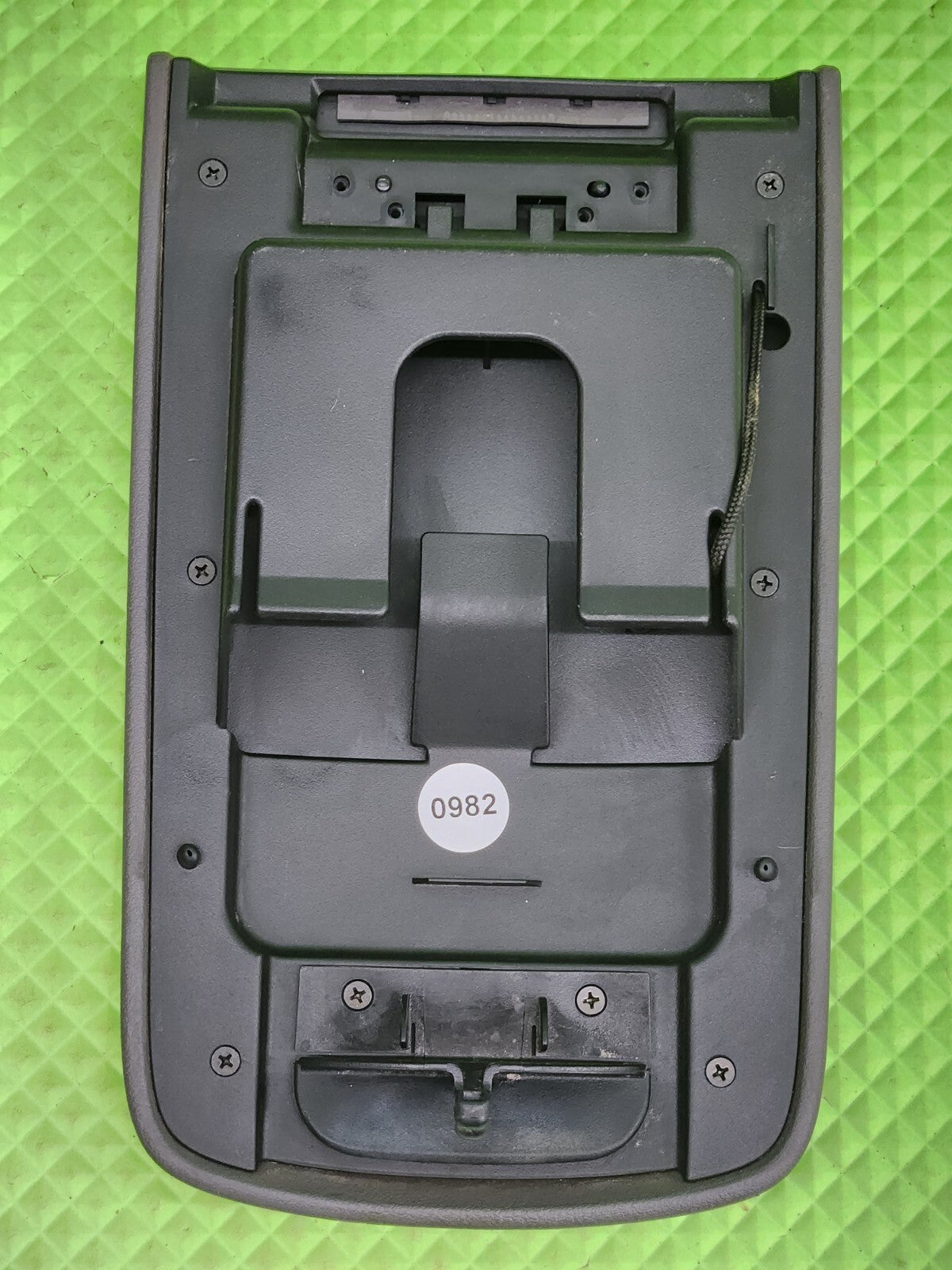 2002-2005 FORD EXPLORER Mercury Mountaineer Armrest Assembly DARK GRAY